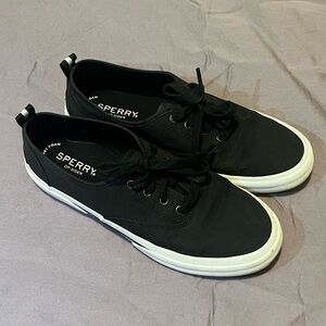 Sperry sneaker